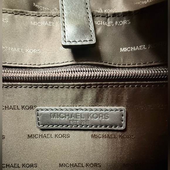 Michael Kors Jet Set Travel Large Laptop Case - Brown Signature Logo - Picture 7 of 11